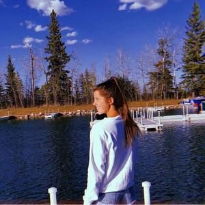 Meet your Posher, Katie